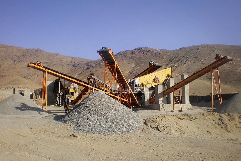 Usine fixe de concassage et de criblage de 150 t/h en Irak