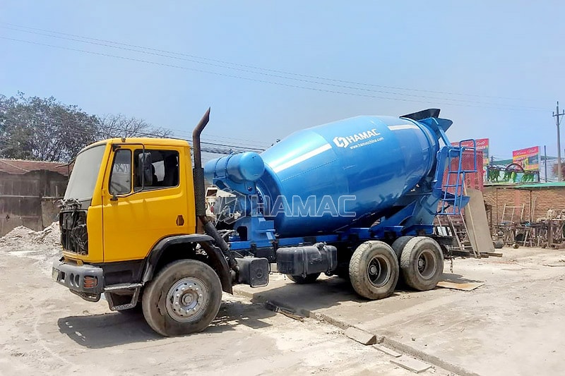Camion malaxeur à béton de 8 m<sup>3</sup> à Lima, Pérou
