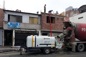 Pompe à béton DHBT50 au Pérou